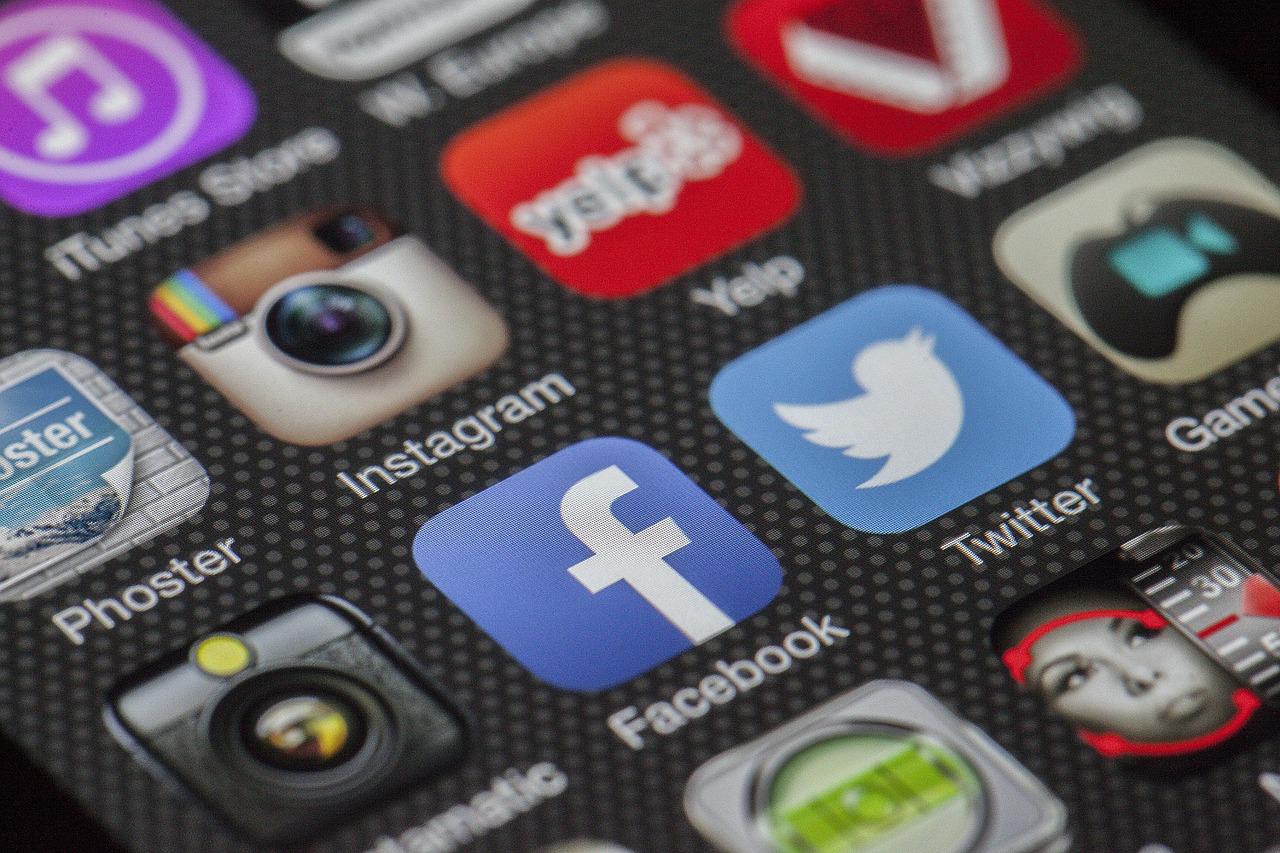 Apps displayed on smartphone